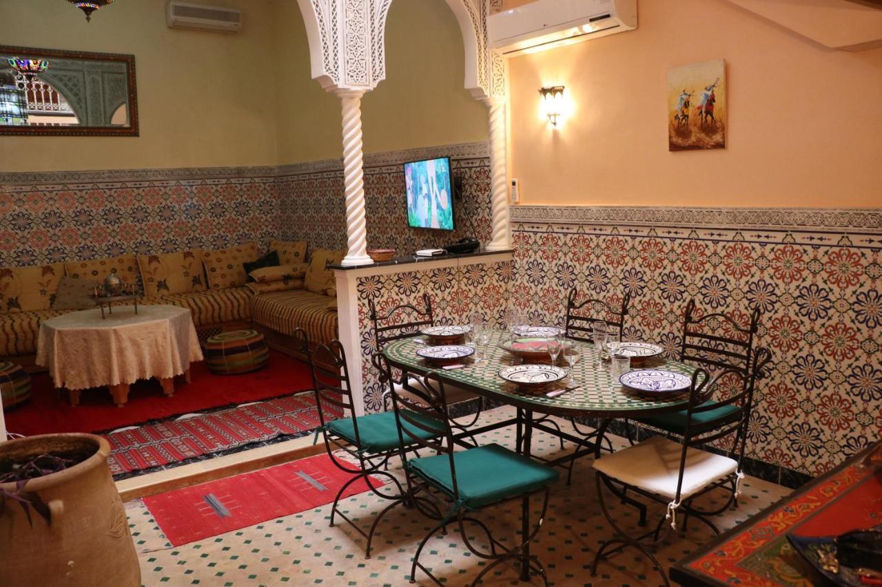 Riad Bab Almadina Marrakesh Bagian luar foto