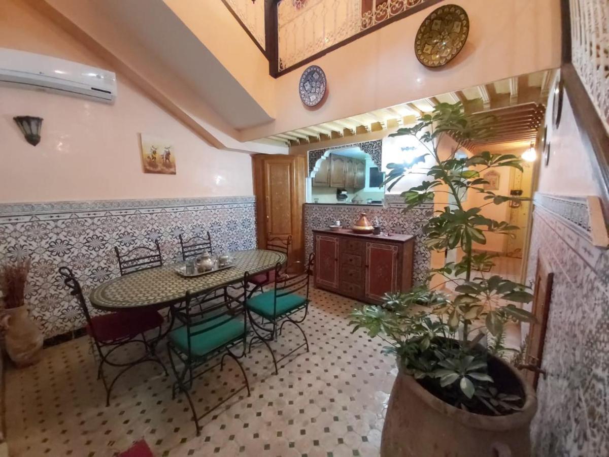 Riad Bab Almadina Marrakesh Bagian luar foto